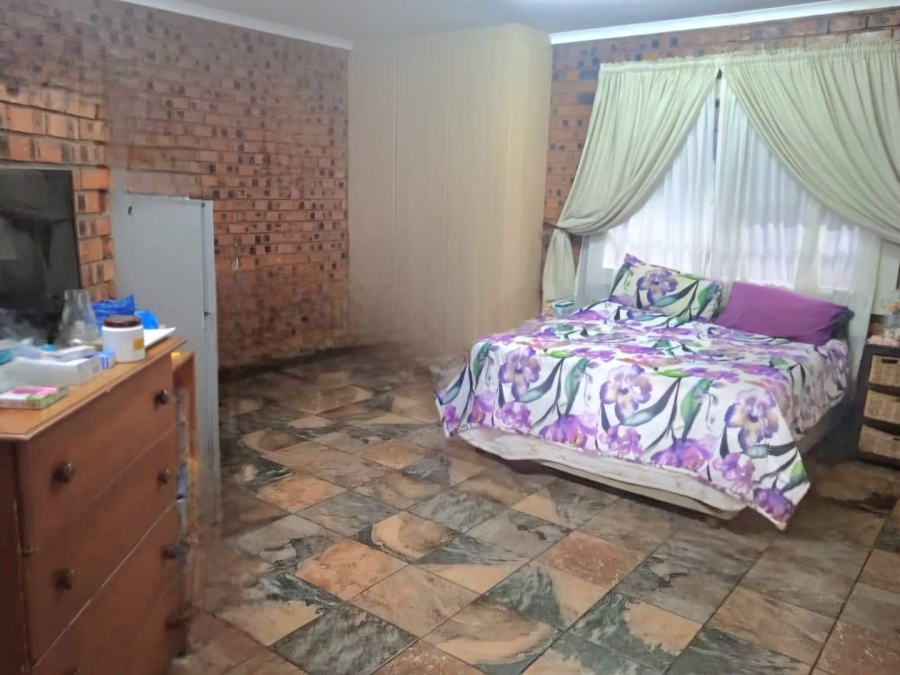 4 Bedroom Property for Sale in Wilgehof Free State